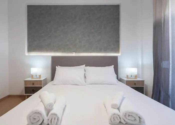 “Athens Cosmos” Apartment In Neos Kosmos