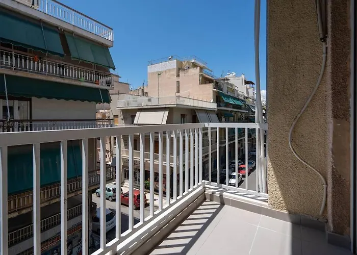 “Athens Cosmos” Apartment In Neos Kosmos