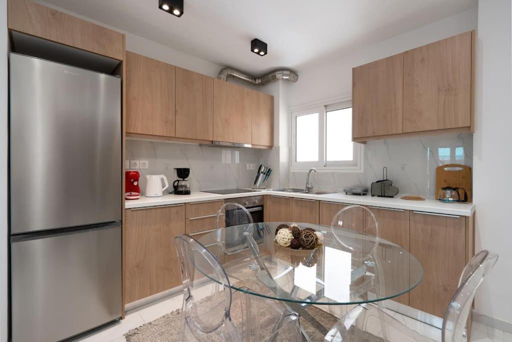 Apartment “athens Cosmos” In Neos Kosmos Athens